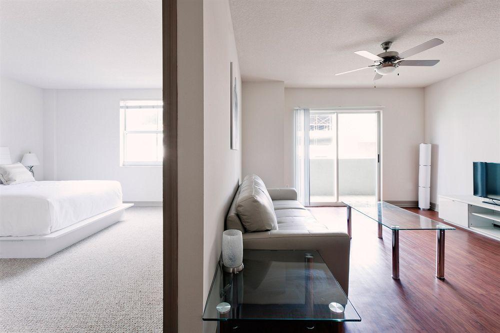 Camden Brickell Apartments Майами Экстерьер фото