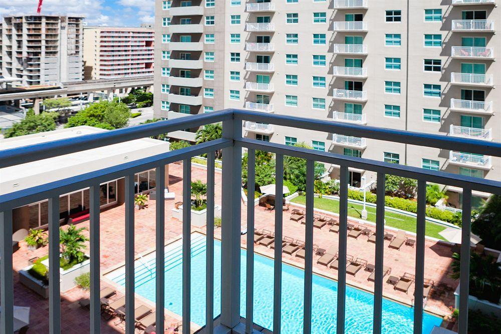 Camden Brickell Apartments Майами Экстерьер фото